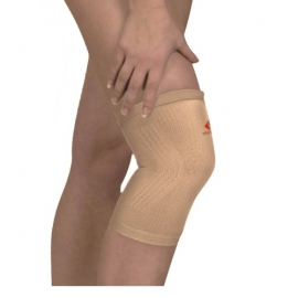 Knee supporter for fixing the knee-joint